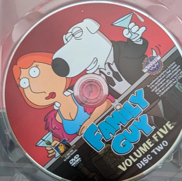 Family Guy Volume Five (EUC) - Picture 6 of 8